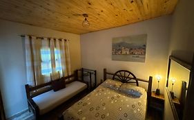 Casa completa em Santana de Parnaíba